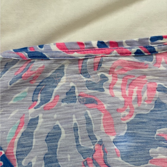Lilly Pulitzer V Neck Shirt - Picture 3 of 6